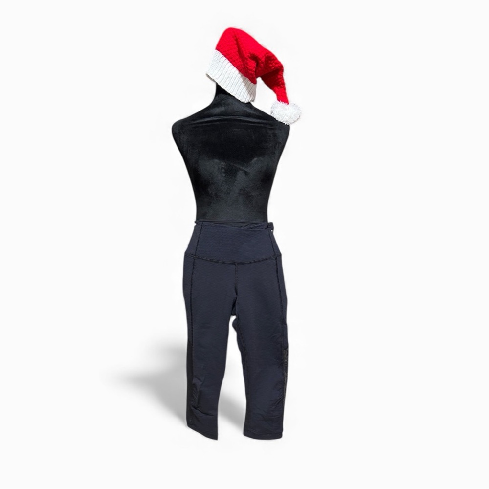 lululemon athletica Black and Navy Blue Leggings with Mesh Detail ,Size Small